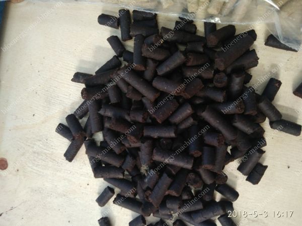coffee grounds pellets
